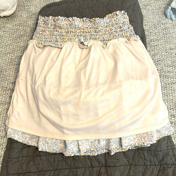 Wallflower Yellow and White Floral Mini Skirt - Picture 3 of 4